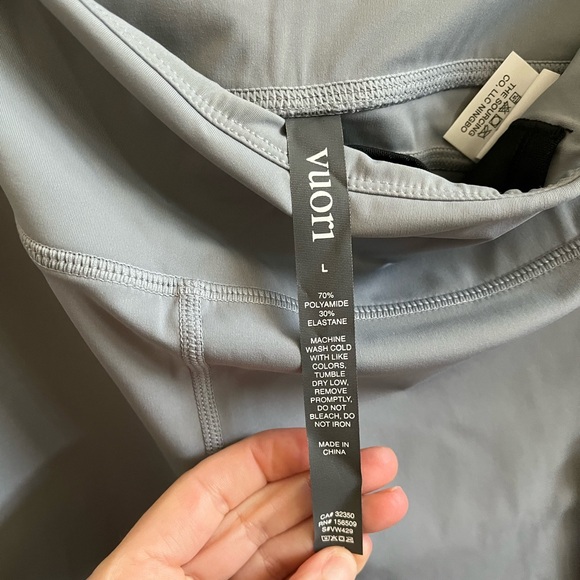 Vuori Stride Legging - size L - Picture 9 of 14